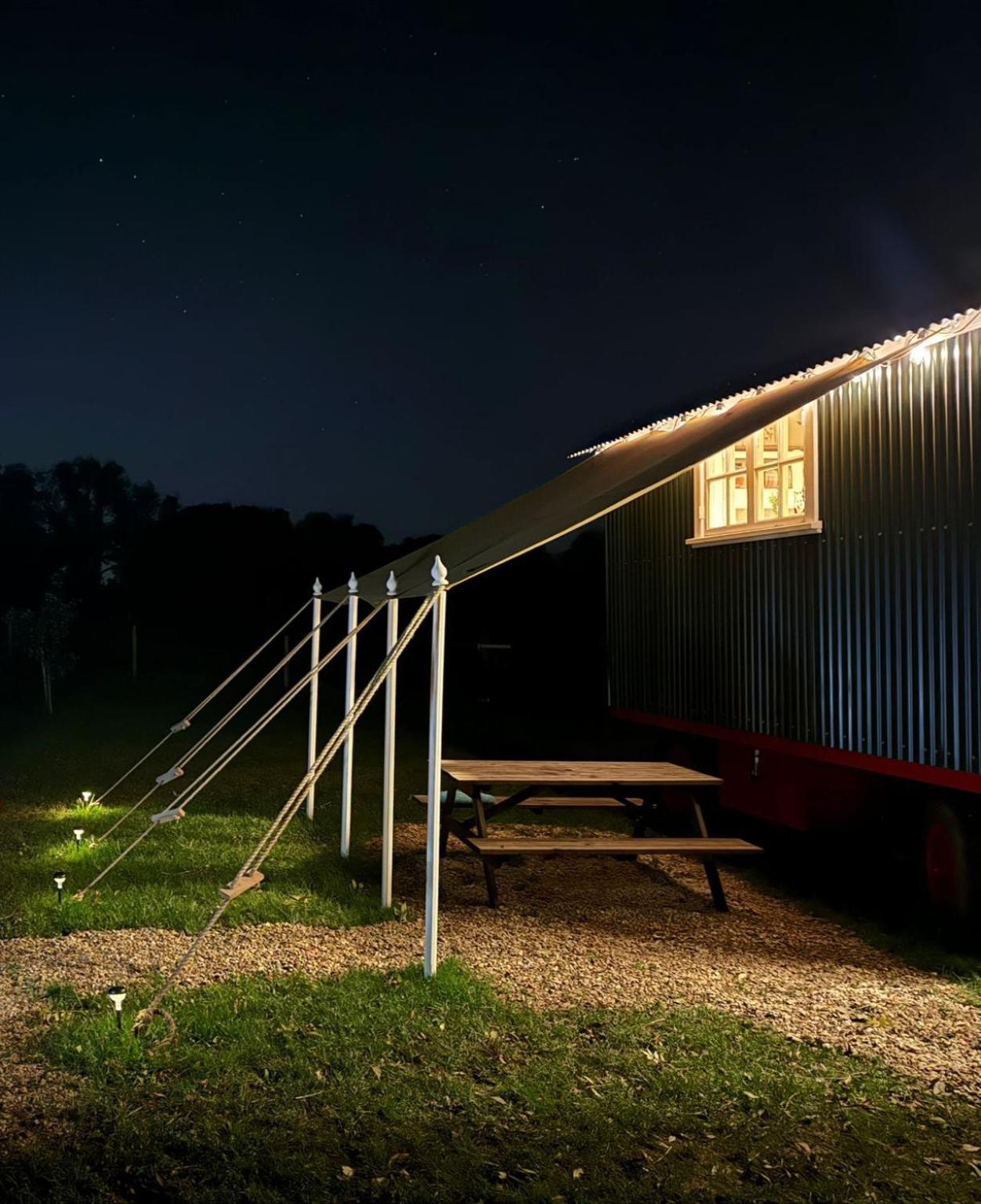 The Delkin Shepherds Huts קאסל קומב מראה חיצוני תמונה