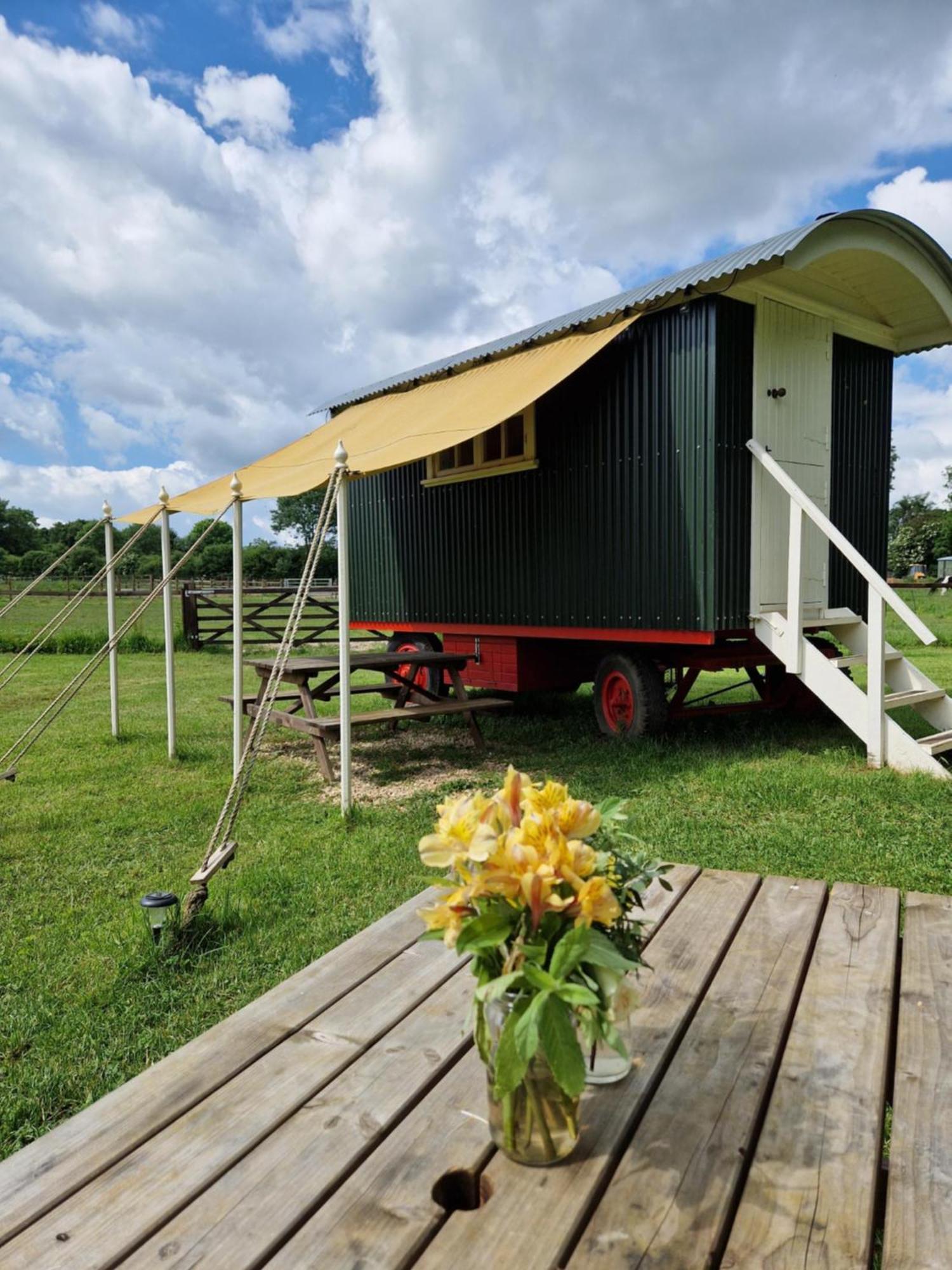 The Delkin Shepherds Huts קאסל קומב מראה חיצוני תמונה